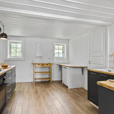 Pet Friendly In With Sauna *