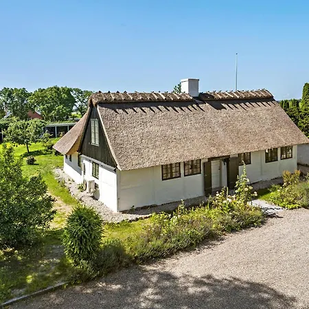 Holiday home Pet Friendly In With Sauna *